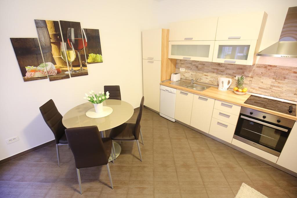 Allegro Exclusive Suites Old Town Center Zadar Exterior photo