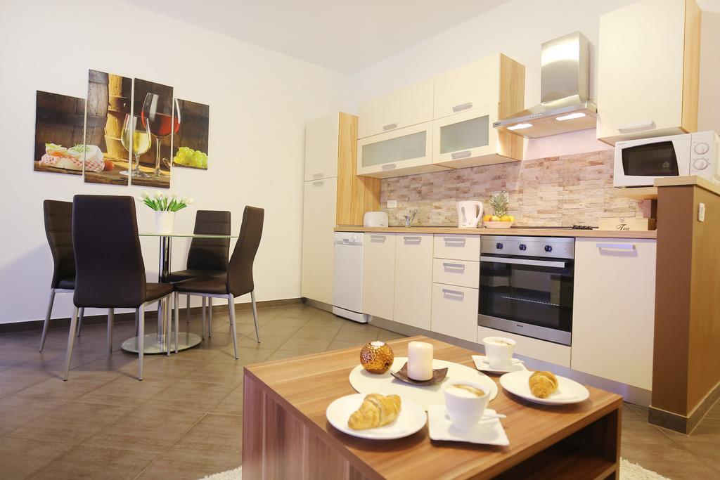 Allegro Exclusive Suites Old Town Center Zadar Exterior photo